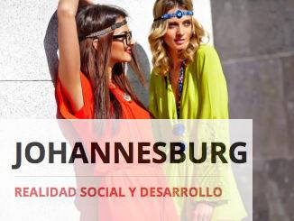 mujeres vestidas a la moda