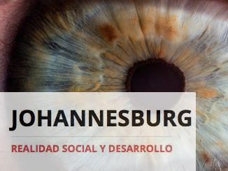 macro photography of human eye