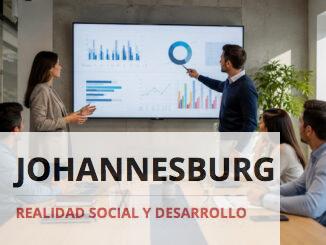 Equipo revisando indicadores para mejorar la operativa diaria de una empresa